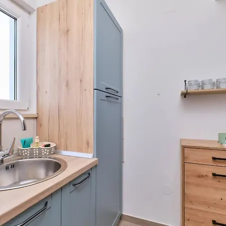 Billy 1 Lägenhet