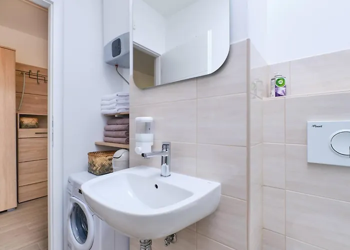 Billy 1 アパート